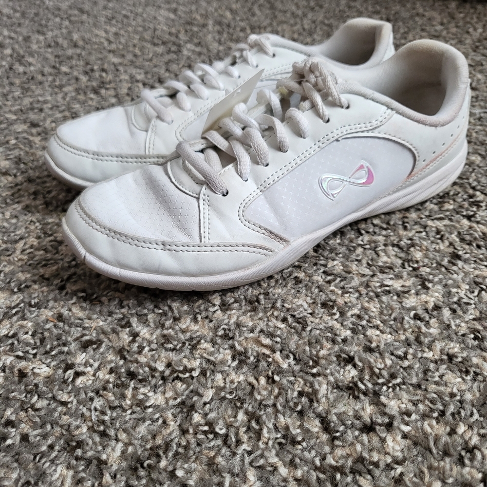nfinity fearless white cheer shoes